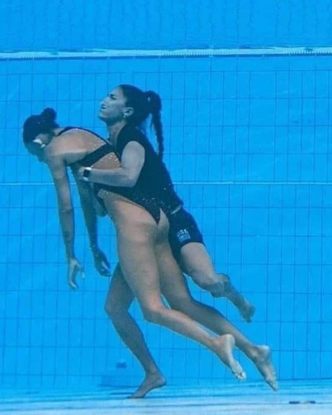 The Coach Who Dove In Without Hesitation.